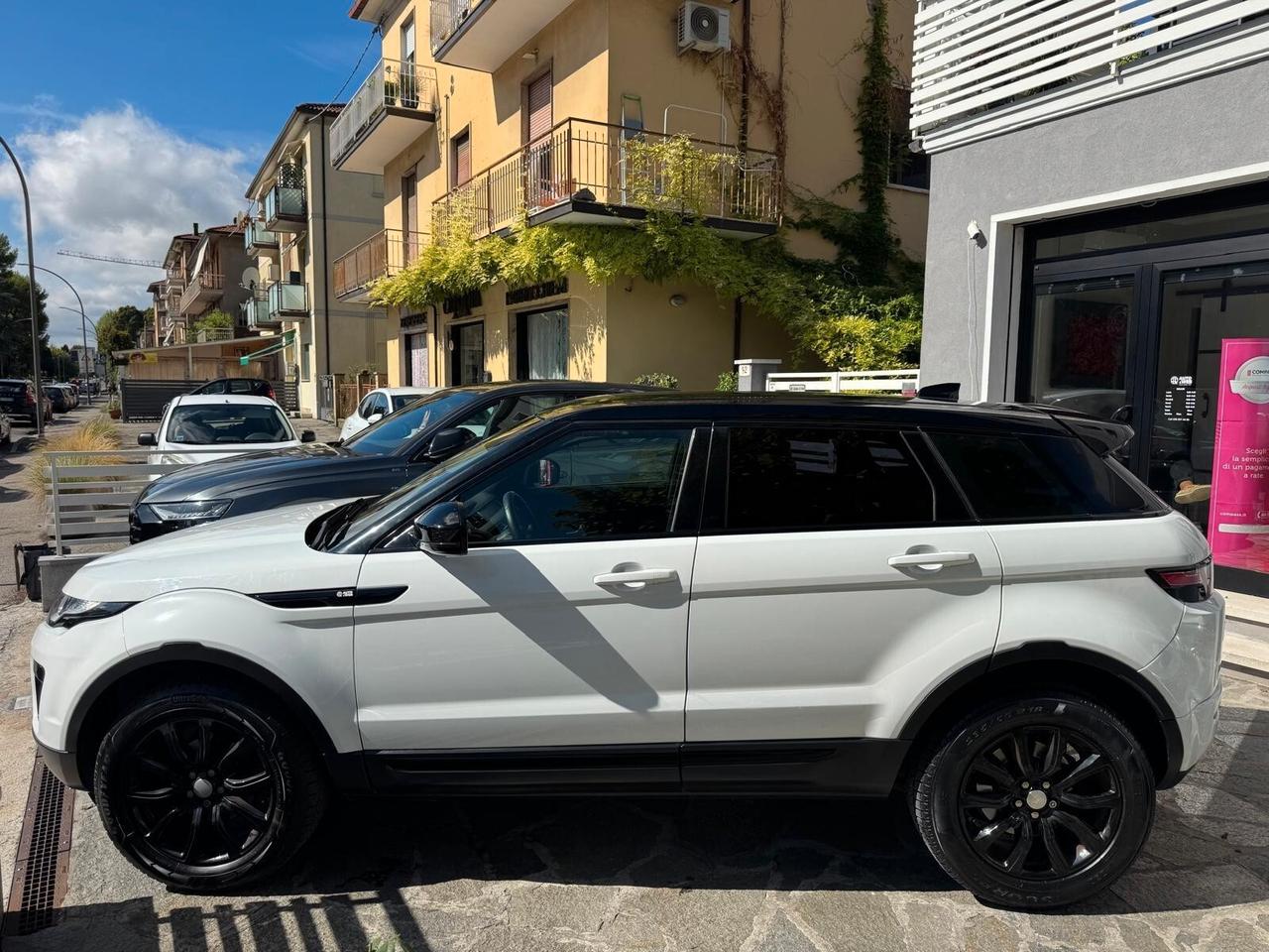 RANGE ROVER EVOQUE 2.0 eD4 5p. SE DYNAMIC