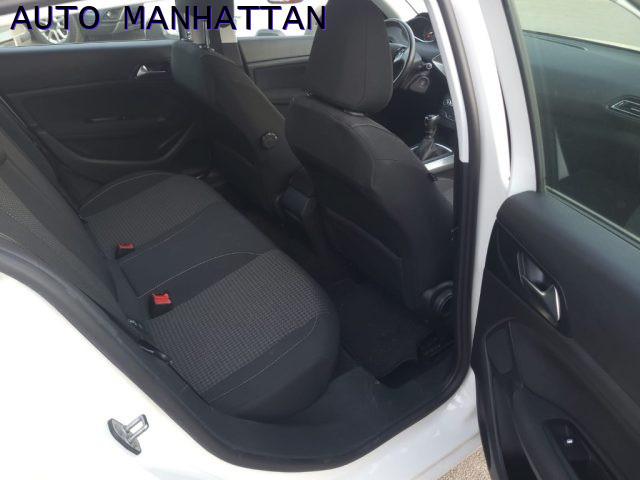 PEUGEOT 308 BlueHDi 130 S&S Business