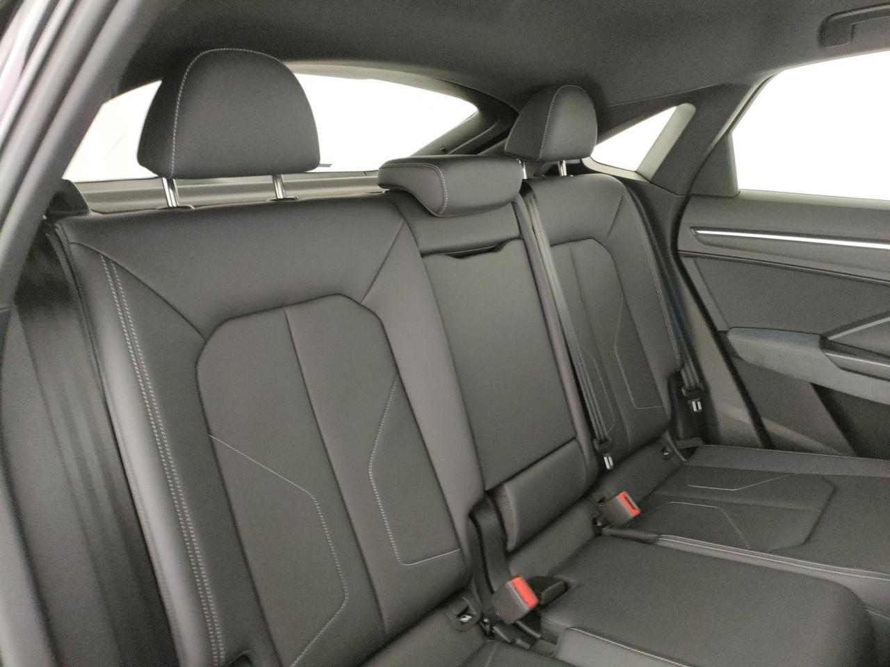 Audi Q3 sportback 45 1.4 tfsi e s line edition s-tronic