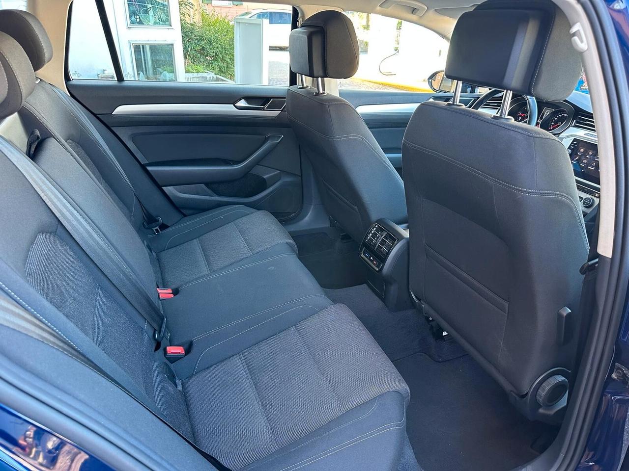 Volkswagen Passat Variant 2.0 TDI DSG Executive BlueMotion Tech.