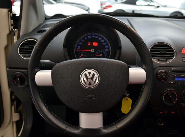 VOLKSWAGEN New Beetle 1.6 Cabrio Limited Red Edition Service VW