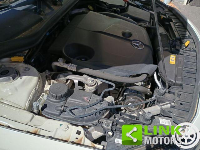MERCEDES-BENZ GLA 200 d Automatic 4Matic Premium
