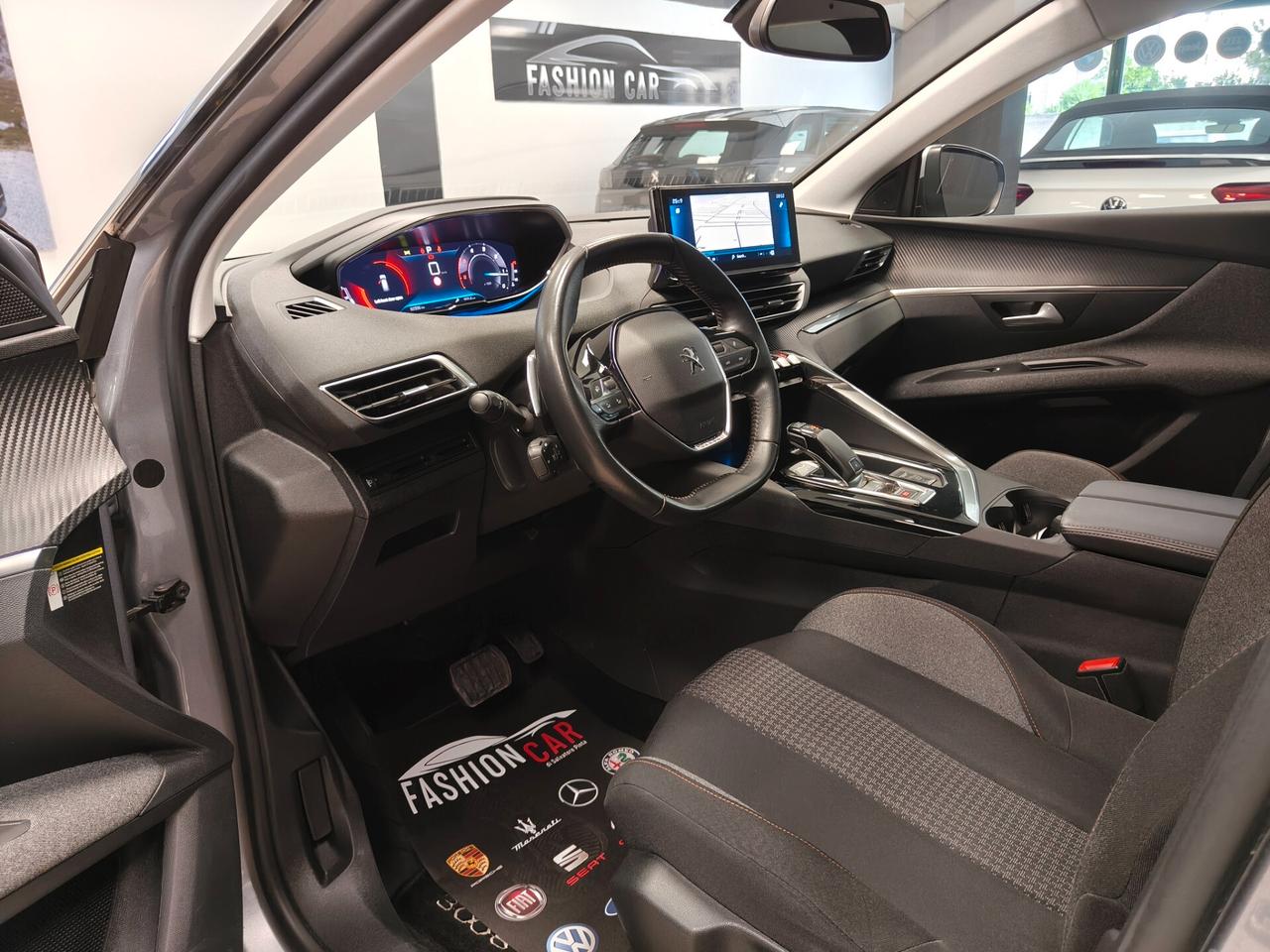 Peugeot 3008 BlueHDi 130 S&S EAT8 Active