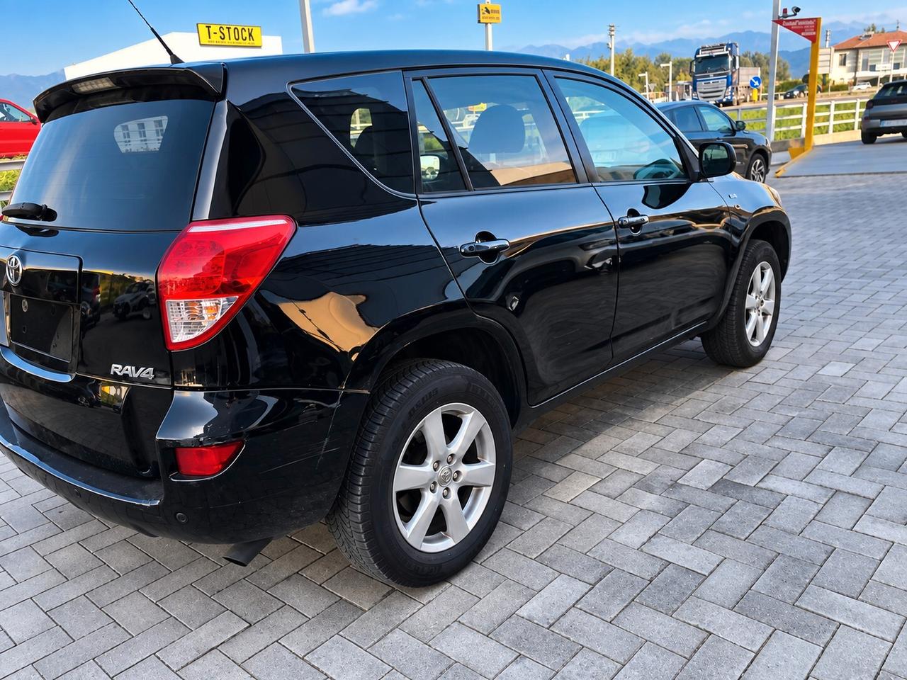 Toyota RAV 4 RAV4 2.2 D-4D 136 CV Sol