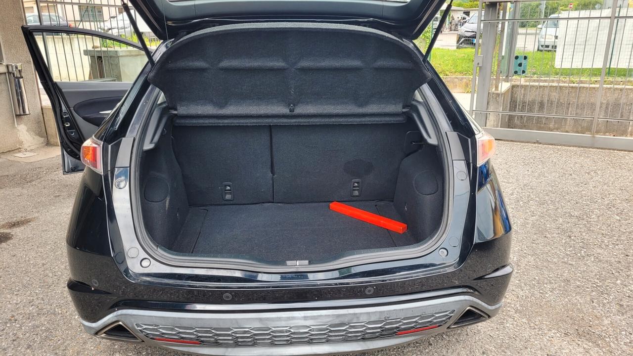 Honda Civic 2.2 i-CTDi 5p. Executive