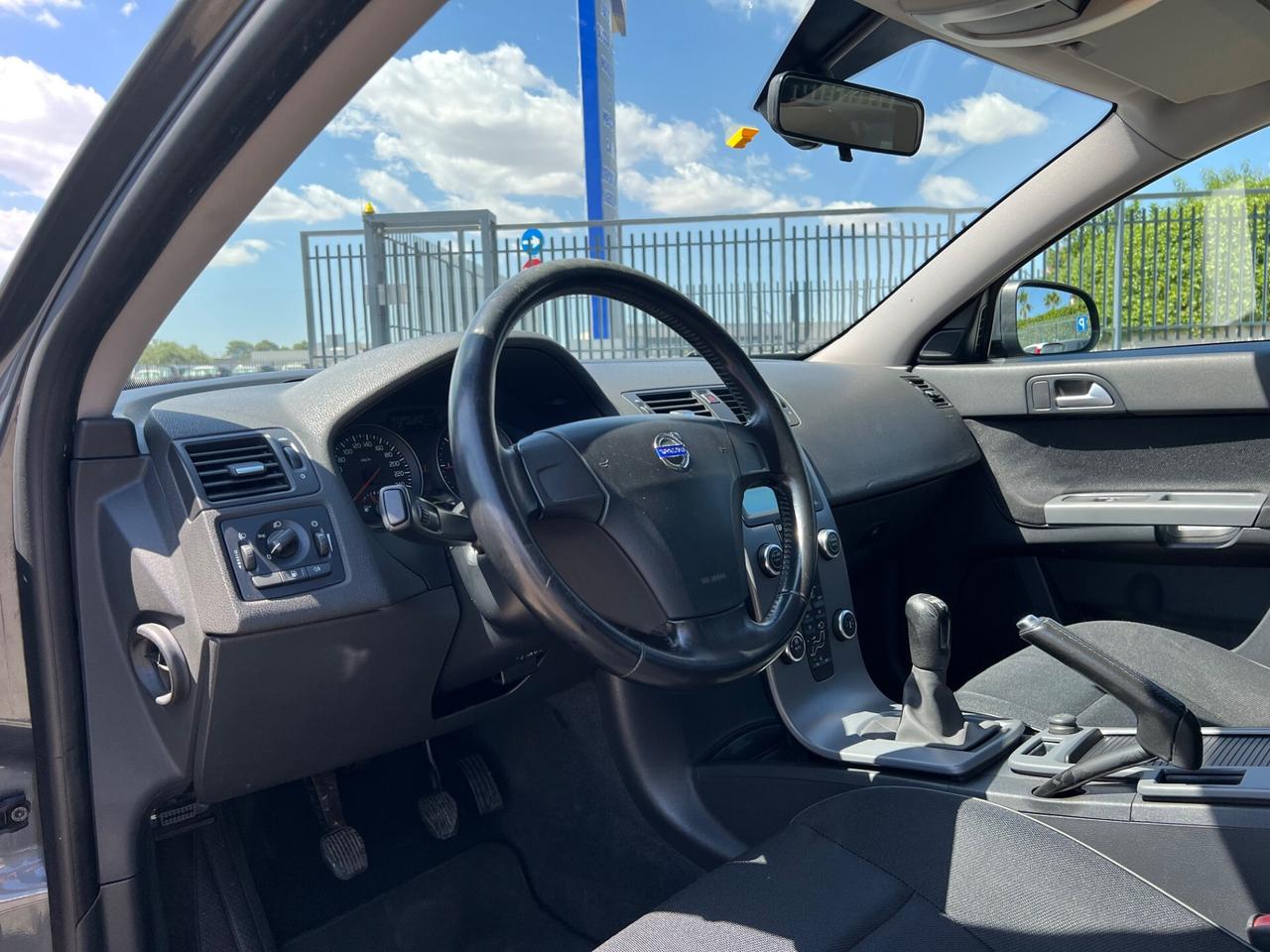Volvo V50 1.6 D2 114cv Kinetic - 2011