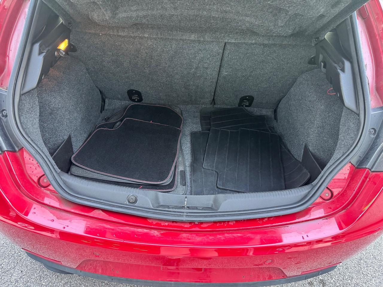 Alfa Romeo Giulietta 1.6 JTDm-2 105 CV Neopatentati