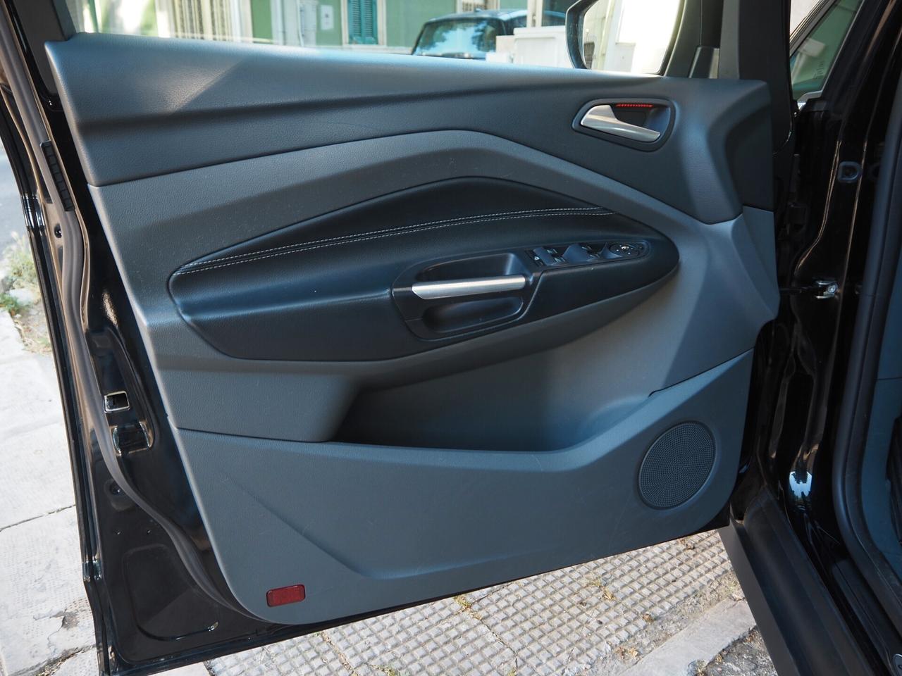 Ford C-Max 1.0 EcoBoost 125CV Titanium