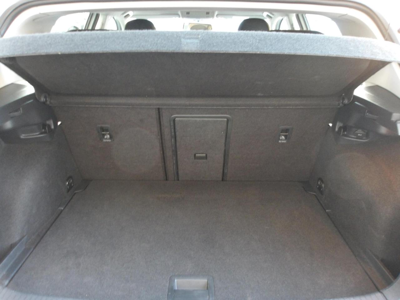 Volkswagen Golf 5 Porte Golf 5p 1.6 tdi Business 115cv