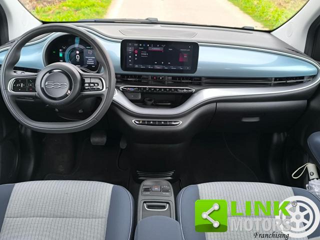 FIAT 500e Berlina 42 kWh La Prima