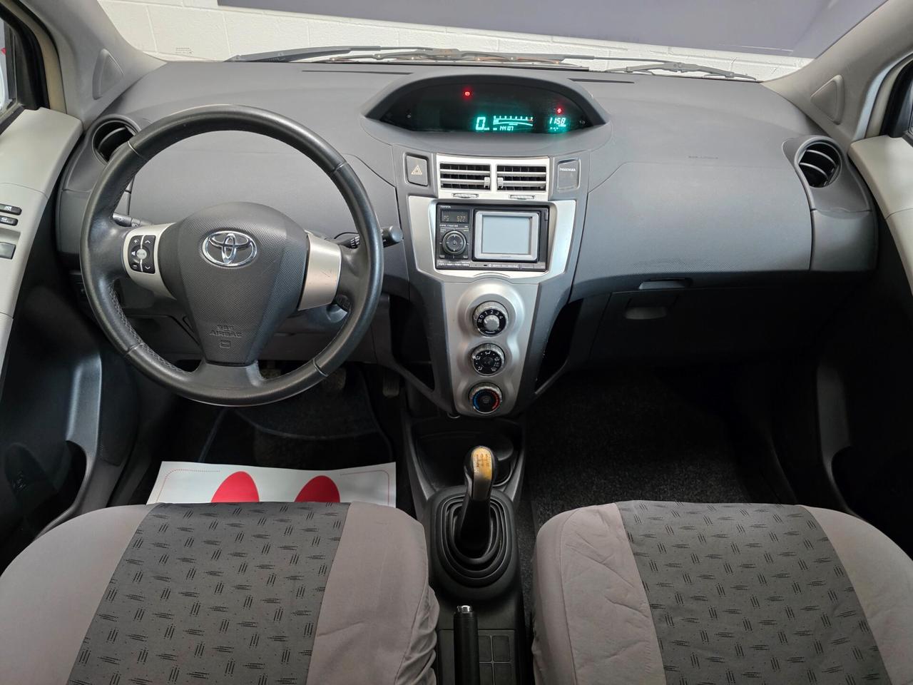 Toyota Yaris 1.3 5 porte Navi
