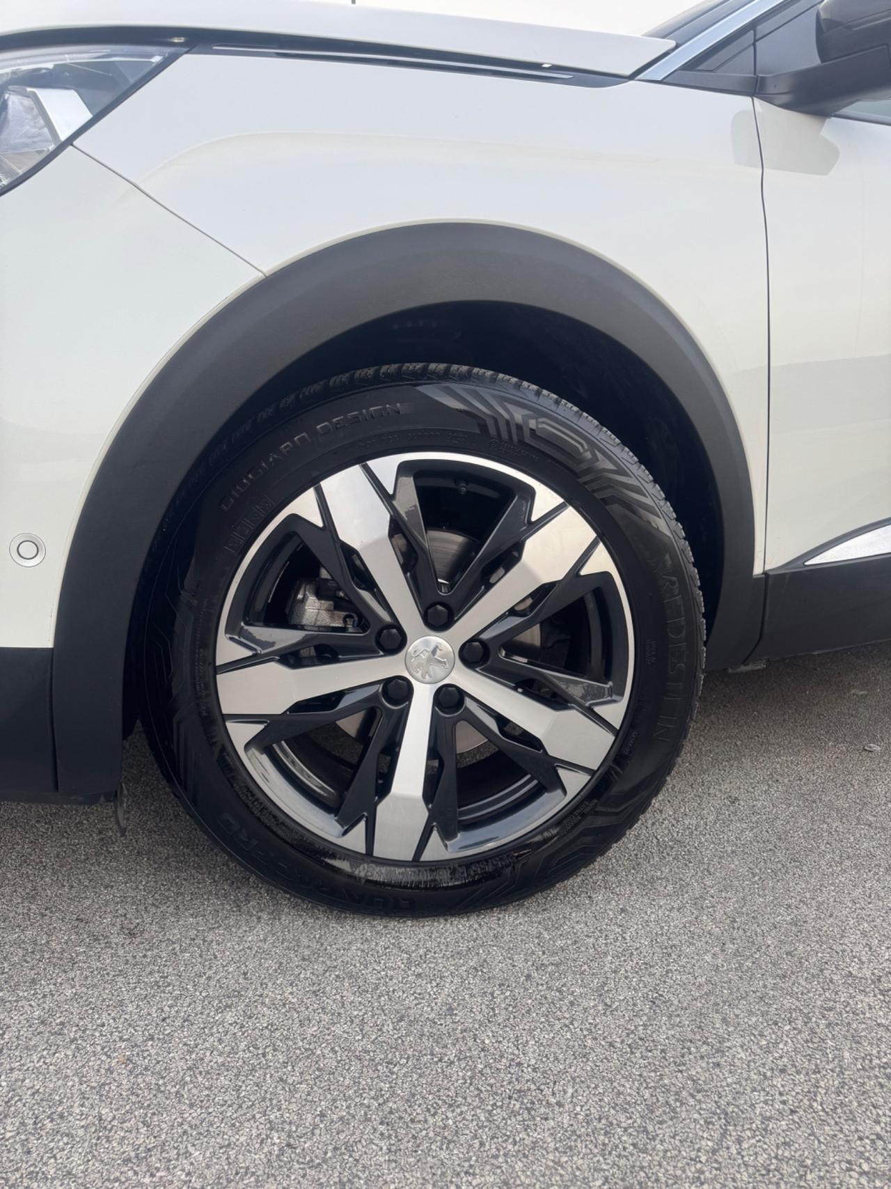 Peugeot 3008 BlueHDi 130 S&S Aut. Allure