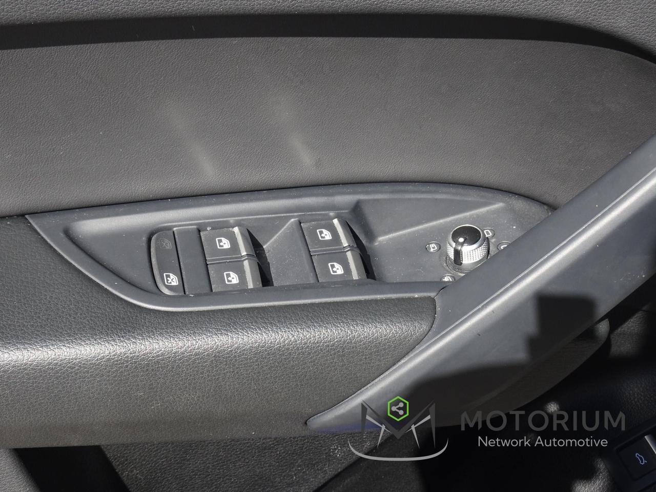 Audi Q5 40TDI 204CV S tronic S line - PARI AL NUOVO-