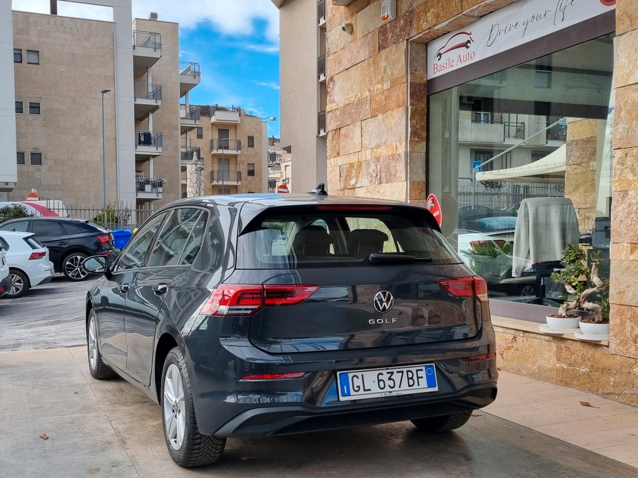 Volkswagen Golf VIII 1.0 tsi evo Life 110cv