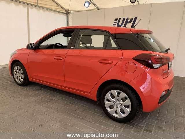 Hyundai i20 1.2 mpi Connectline 75cv 5p