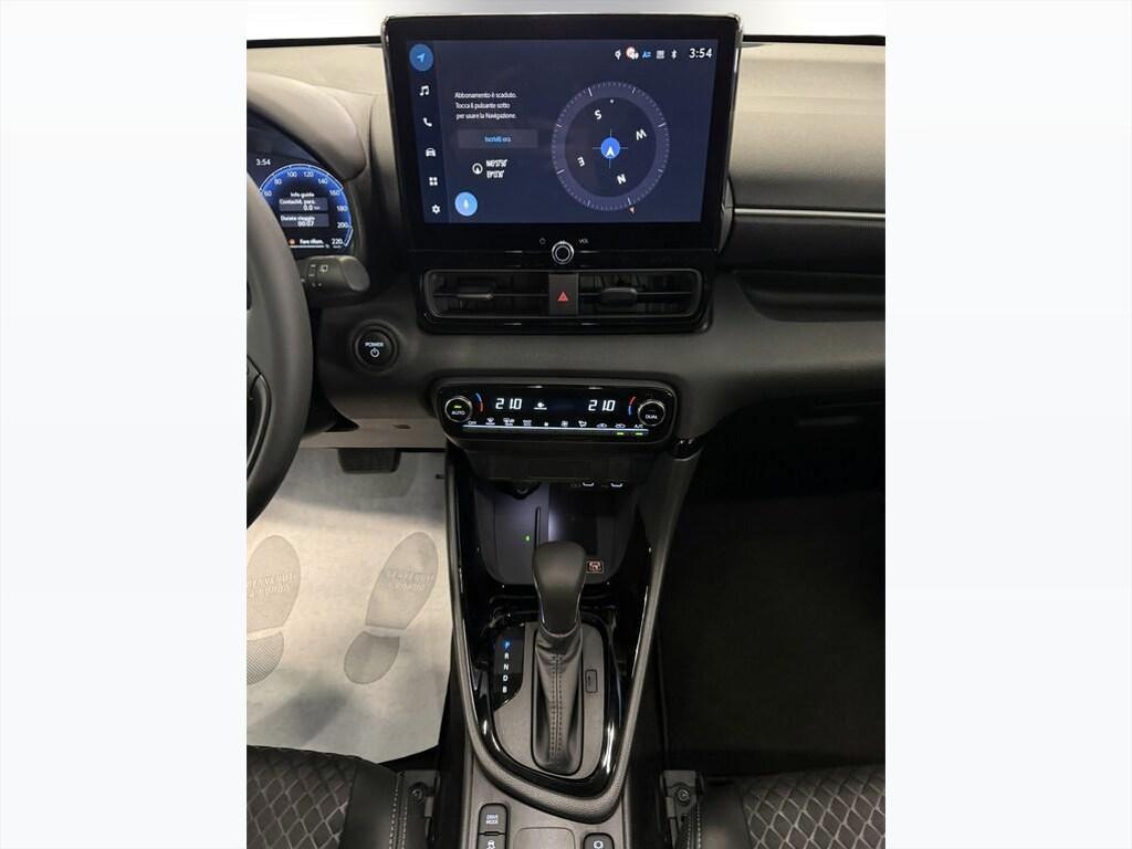 Toyota Yaris 1.5 Hybrid 130 Lounge E-CVT