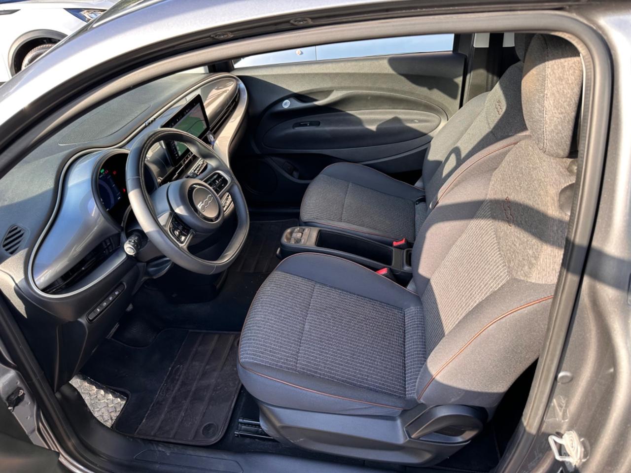 Fiat 500 Icon Berlina 42 kWh