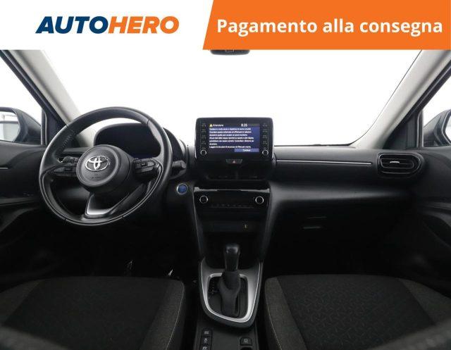 TOYOTA Yaris Cross 1.5 Hybrid 5p. E-CVT AWD-i Business