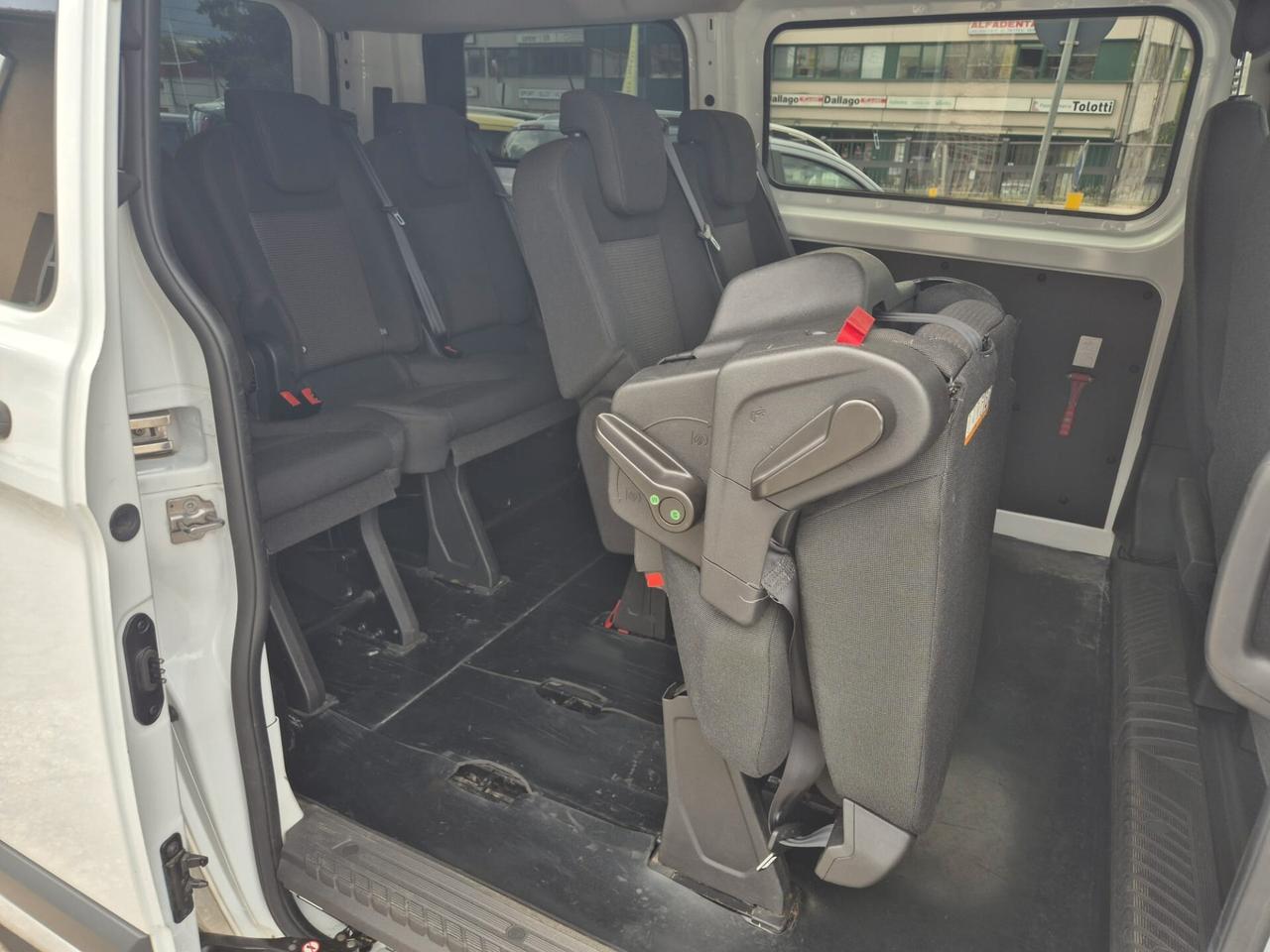 FORD TRANSIT 9 POSTI ''GANCIO TRAINO''