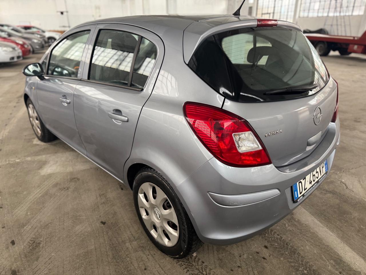 Opel Corsa 1.2 5 porte Elective