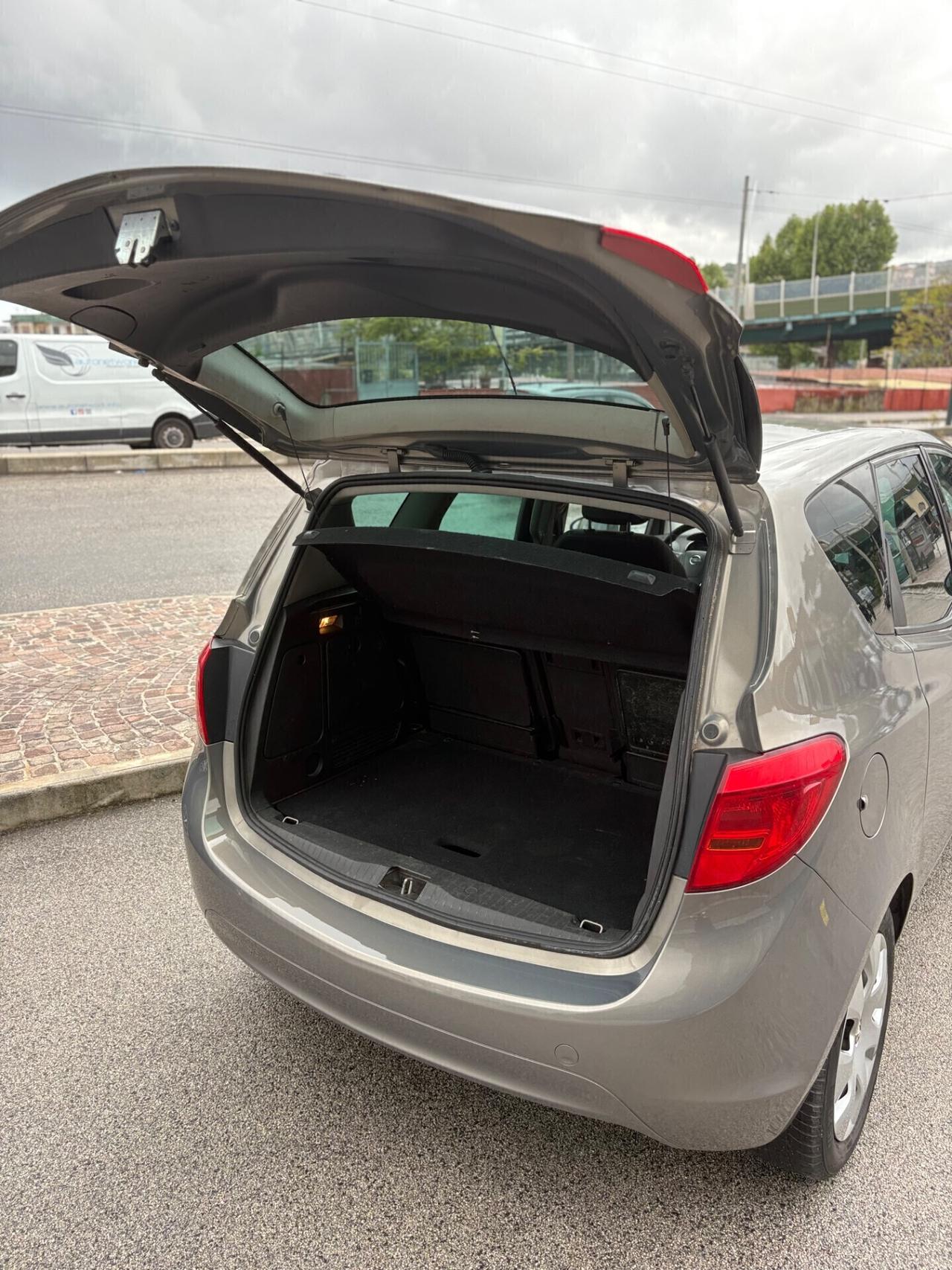 Opel Meriva 1.4 benzina 100CV Elective