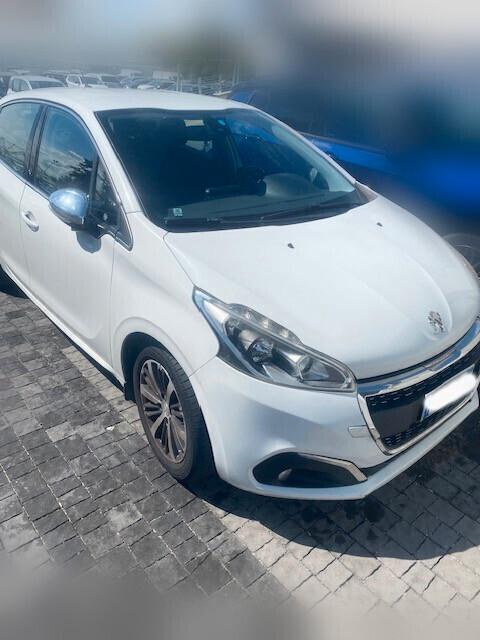 Peugeot 208 BlueHDi 75 5 porte Allure