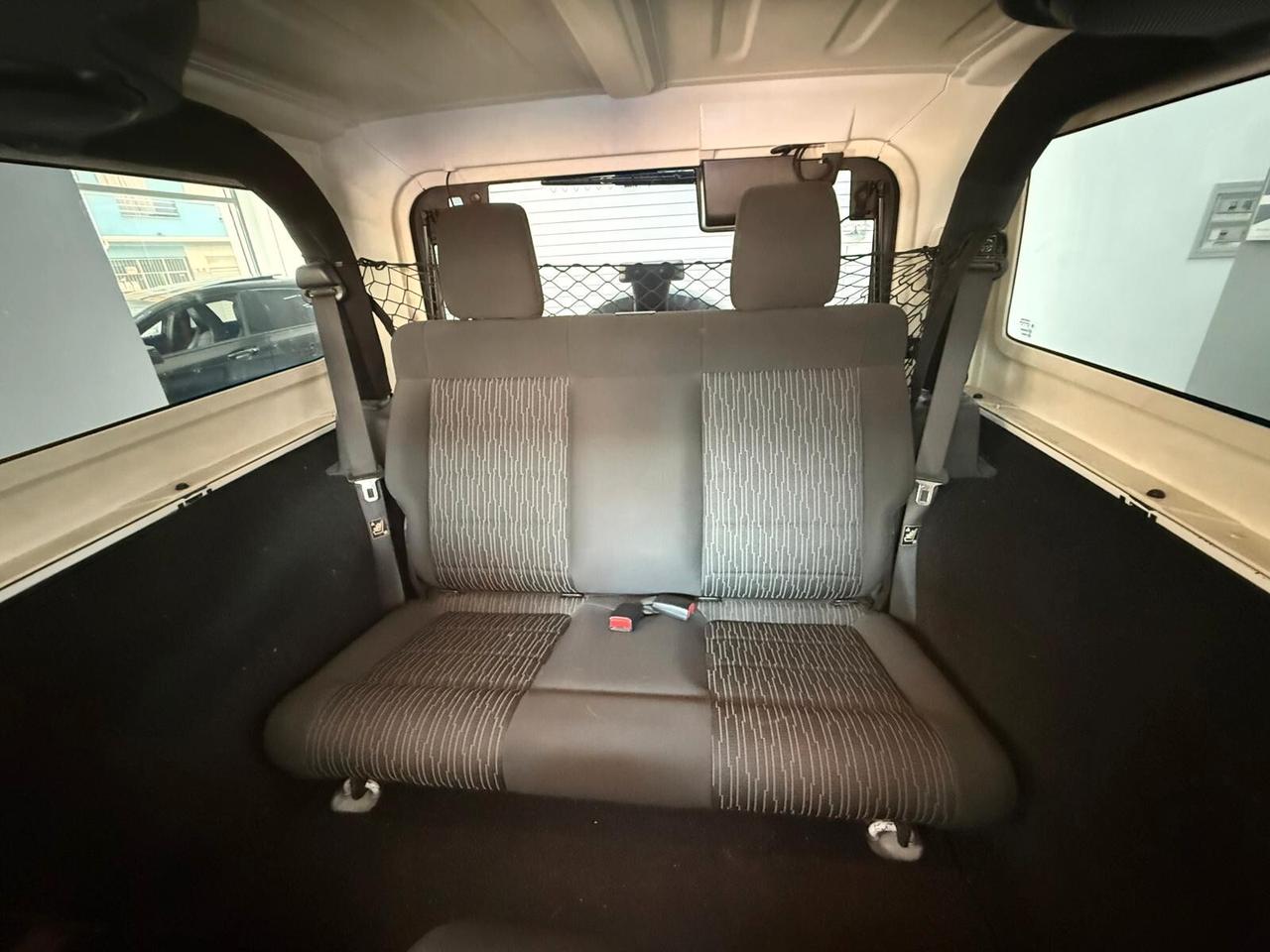 Jeep Wrangler Unlimited 2.8 CRD DPF Rubicon