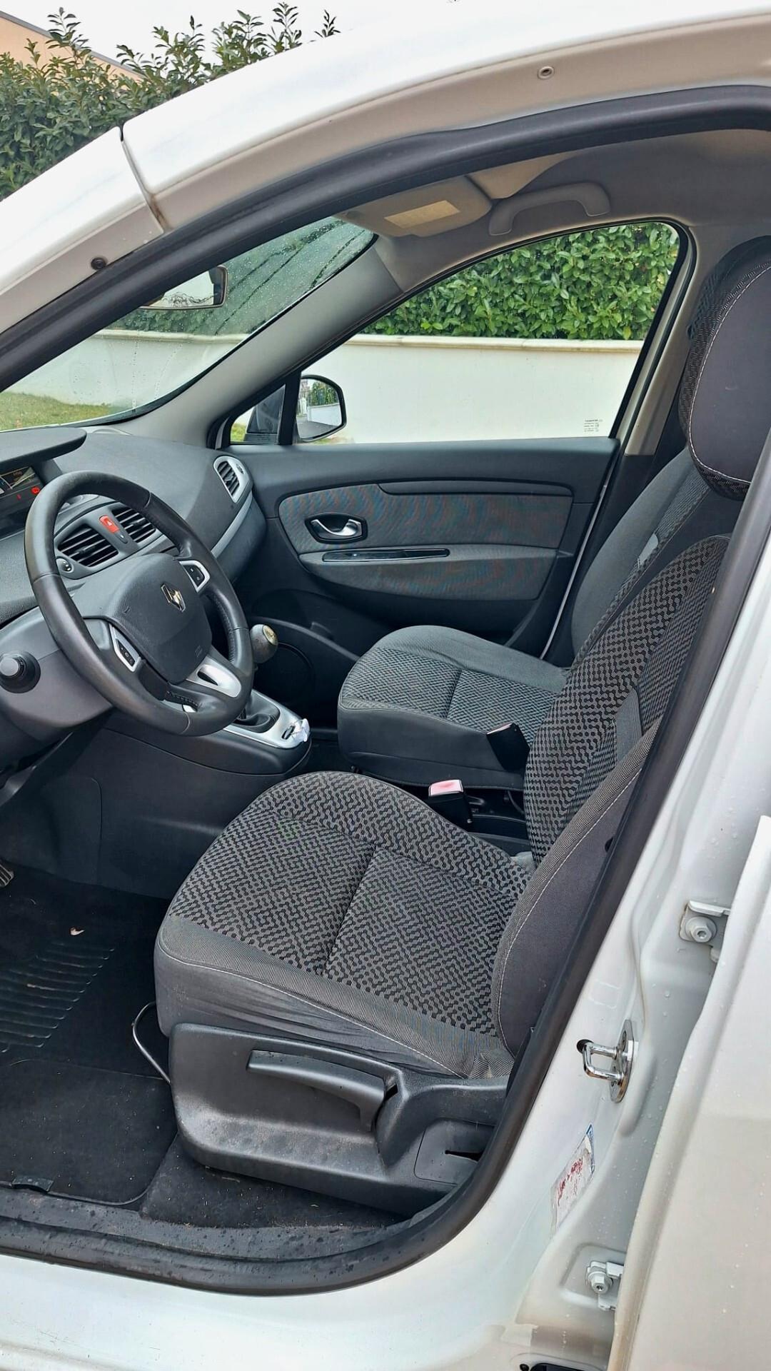 Renault Scenic Scénic X-Mod 1.5 dCi 110CV Attractive