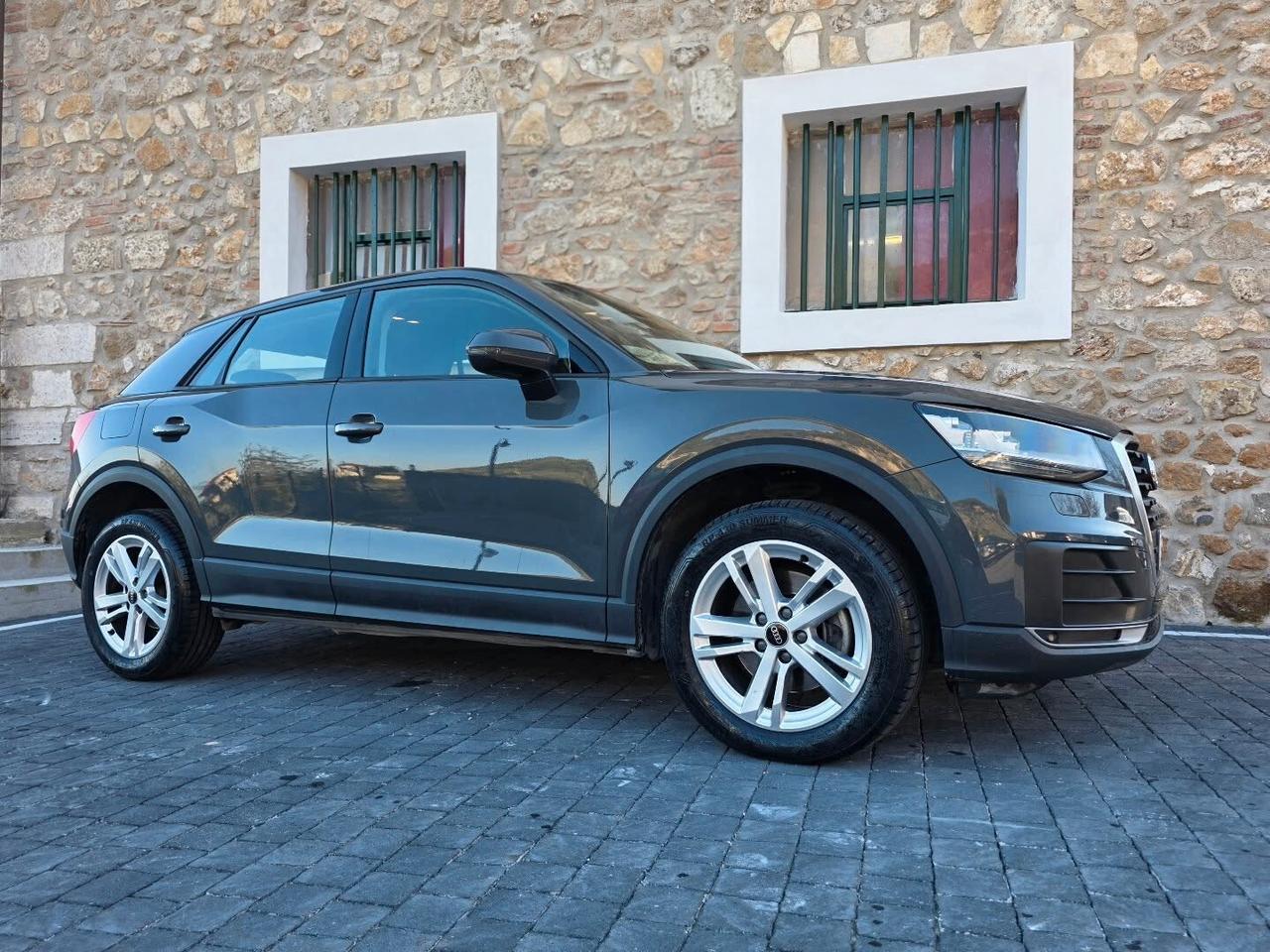 Audi Q2 1.6 TDI S tronic Business