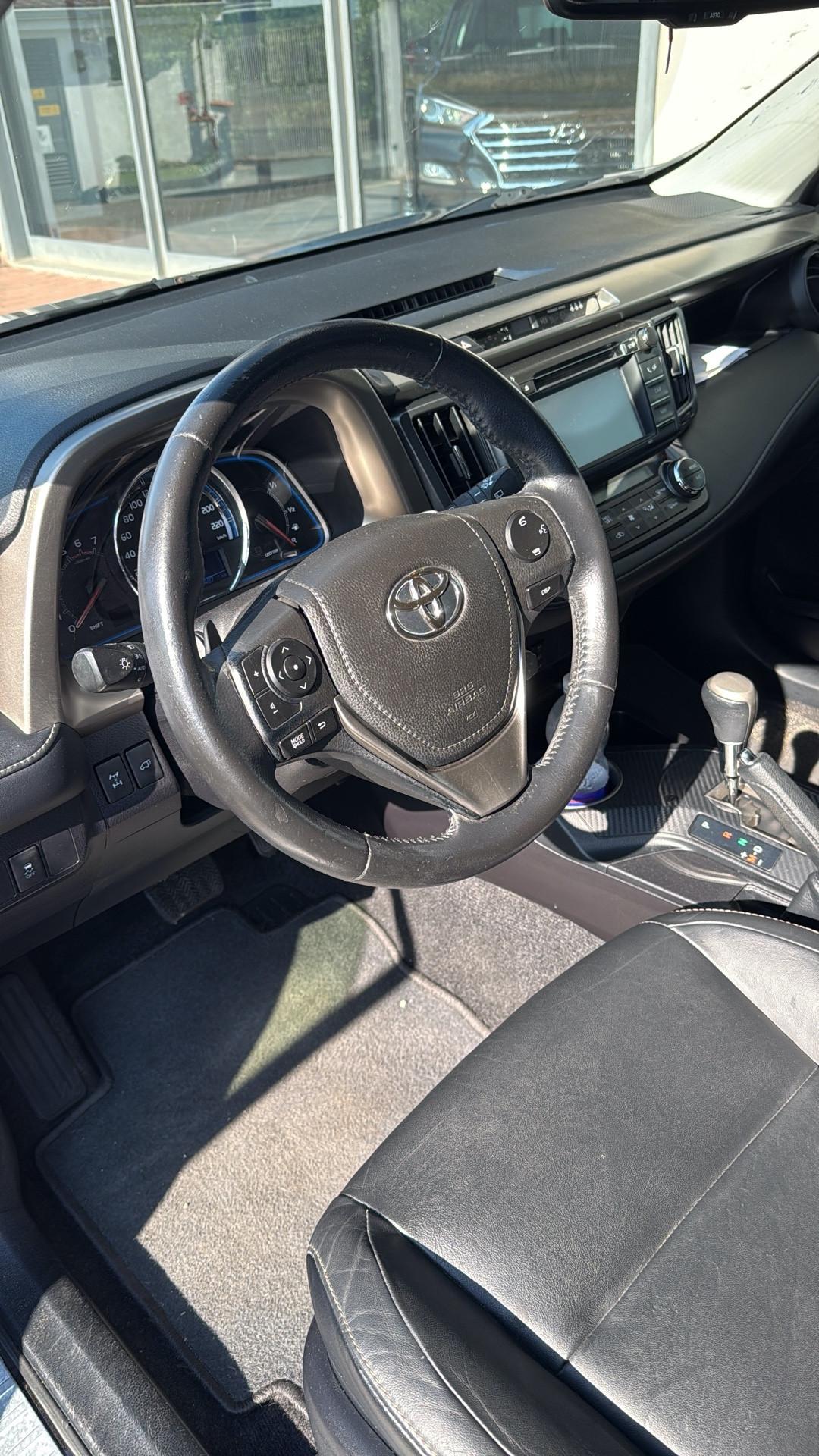 Toyota RAV 4 RAV4 2.2 D-CAT A/T 4WD Lounge my15"