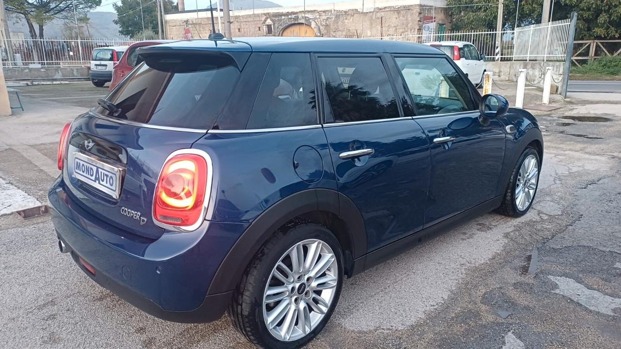 Mini COOPER D 1.5 2017 FULL OPTIONAL SOLO 49MILA KM LED F56