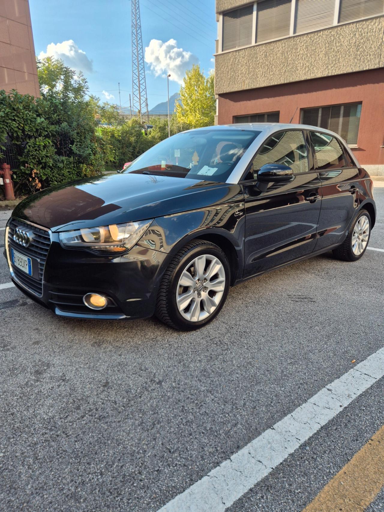 Audi A1 SPB 1.2 TFSI Ambition neo patentati