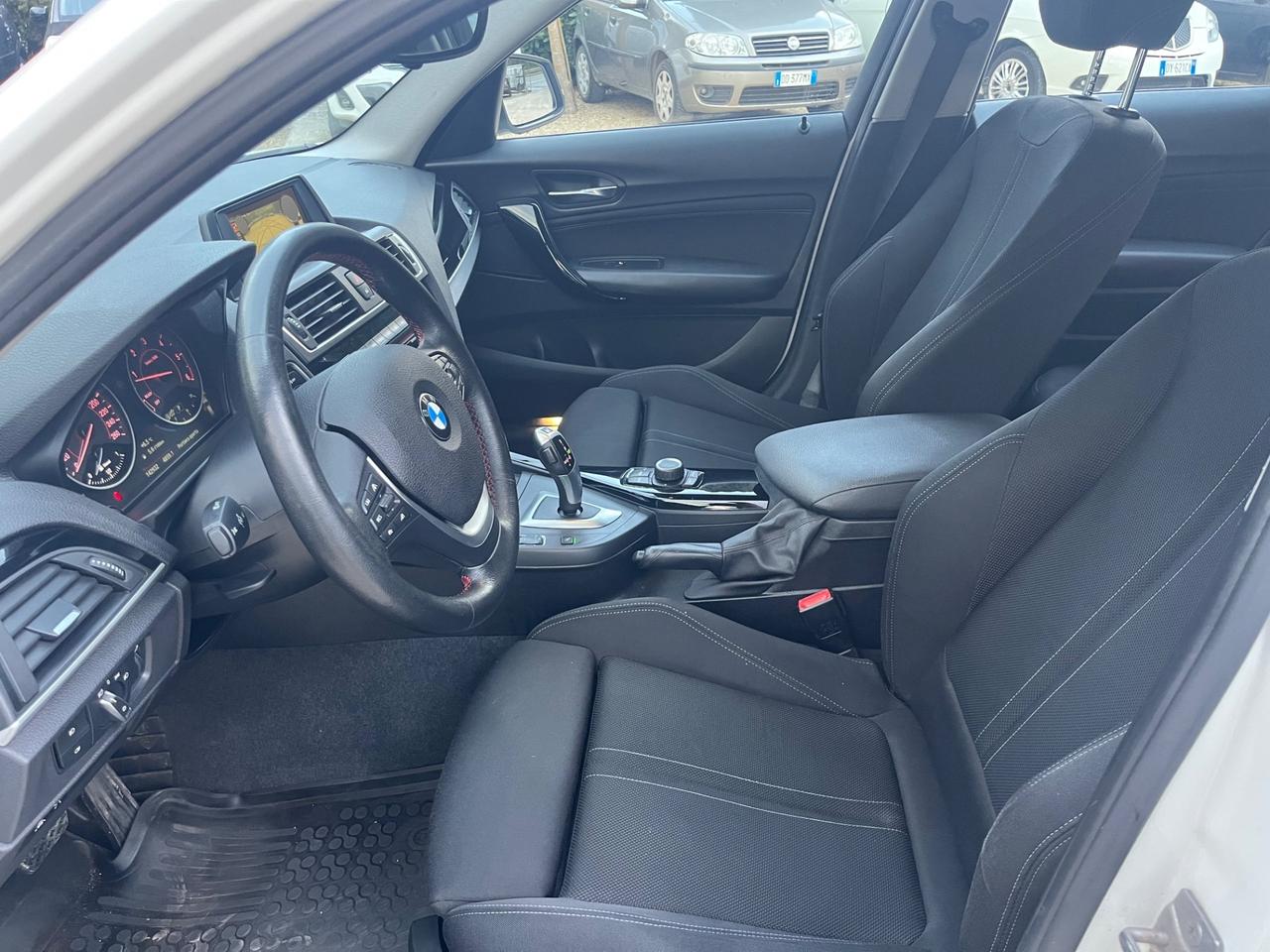 Bmw 118 118d 5p. Urban