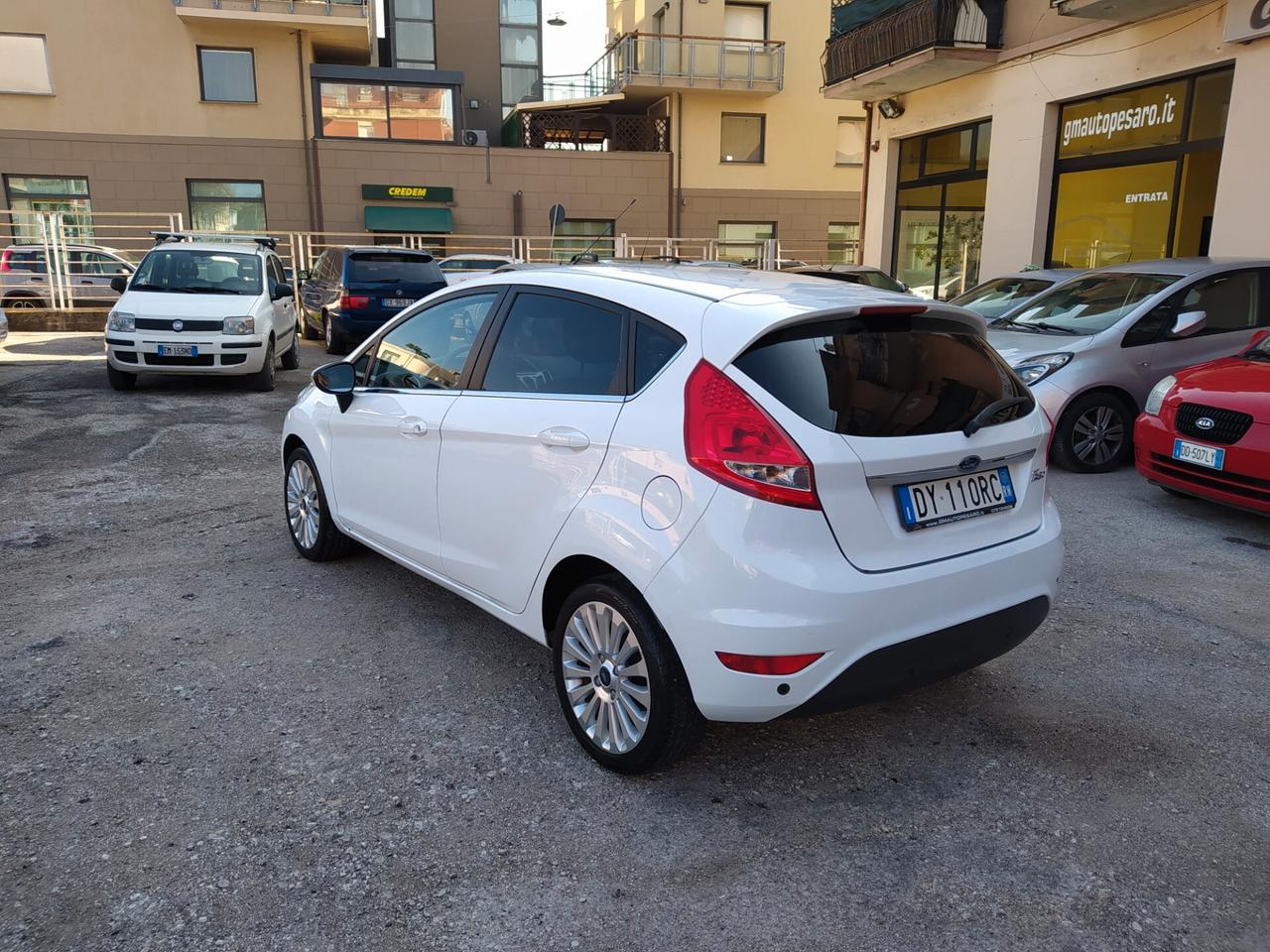 Ford Fiesta 1.4 5 porte Bz.- GPL Titanium Neopatentati