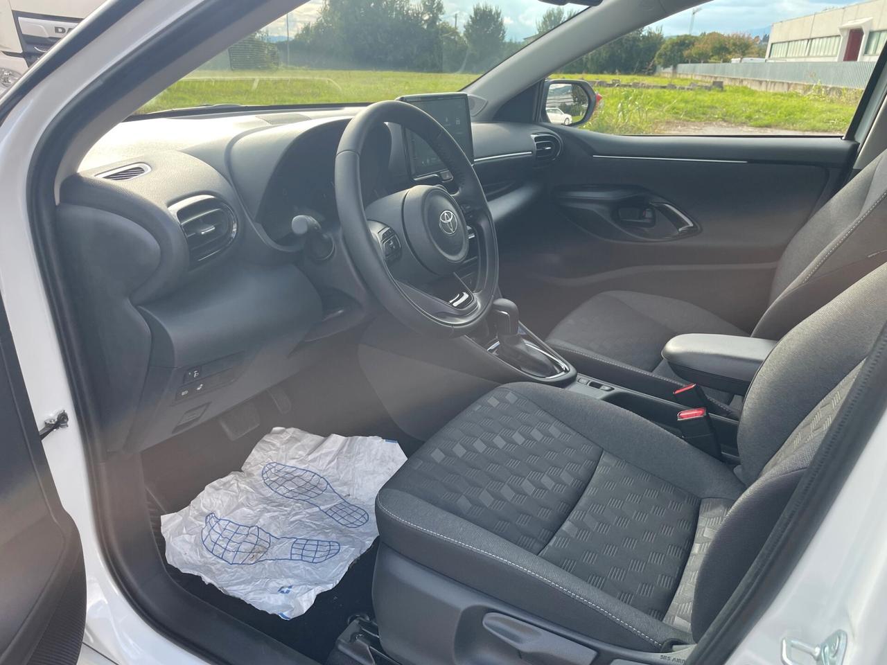 Toyota Yaris 1.5 Hybrid 5 porte Trend