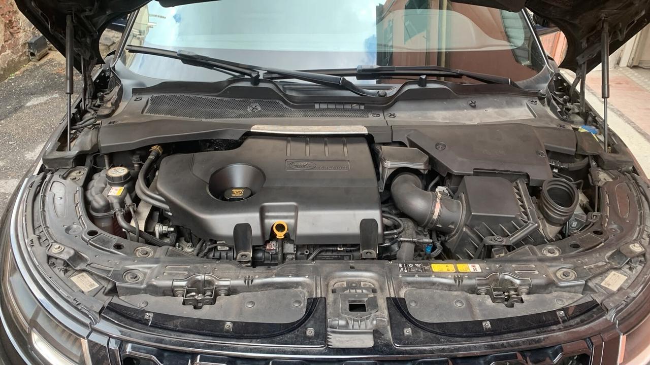 Land Rover Range Evoque 2.0D I4-L.Flw 150CV AWD Aut R-Dynamic HSE