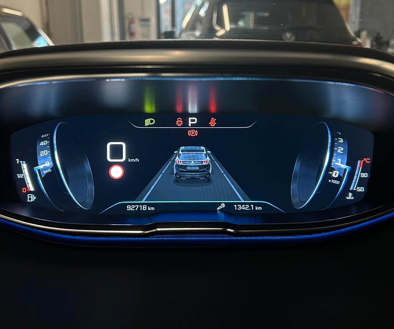 Peugeot 3008 BlueHDi 130 S&S EAT8 Active