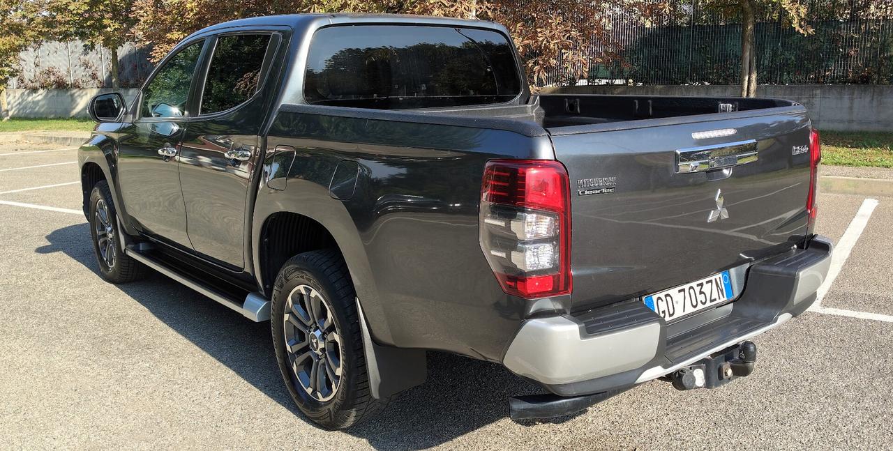 Mitsubishi L200 2.3D Double Cab 4x4 Intense Gancio