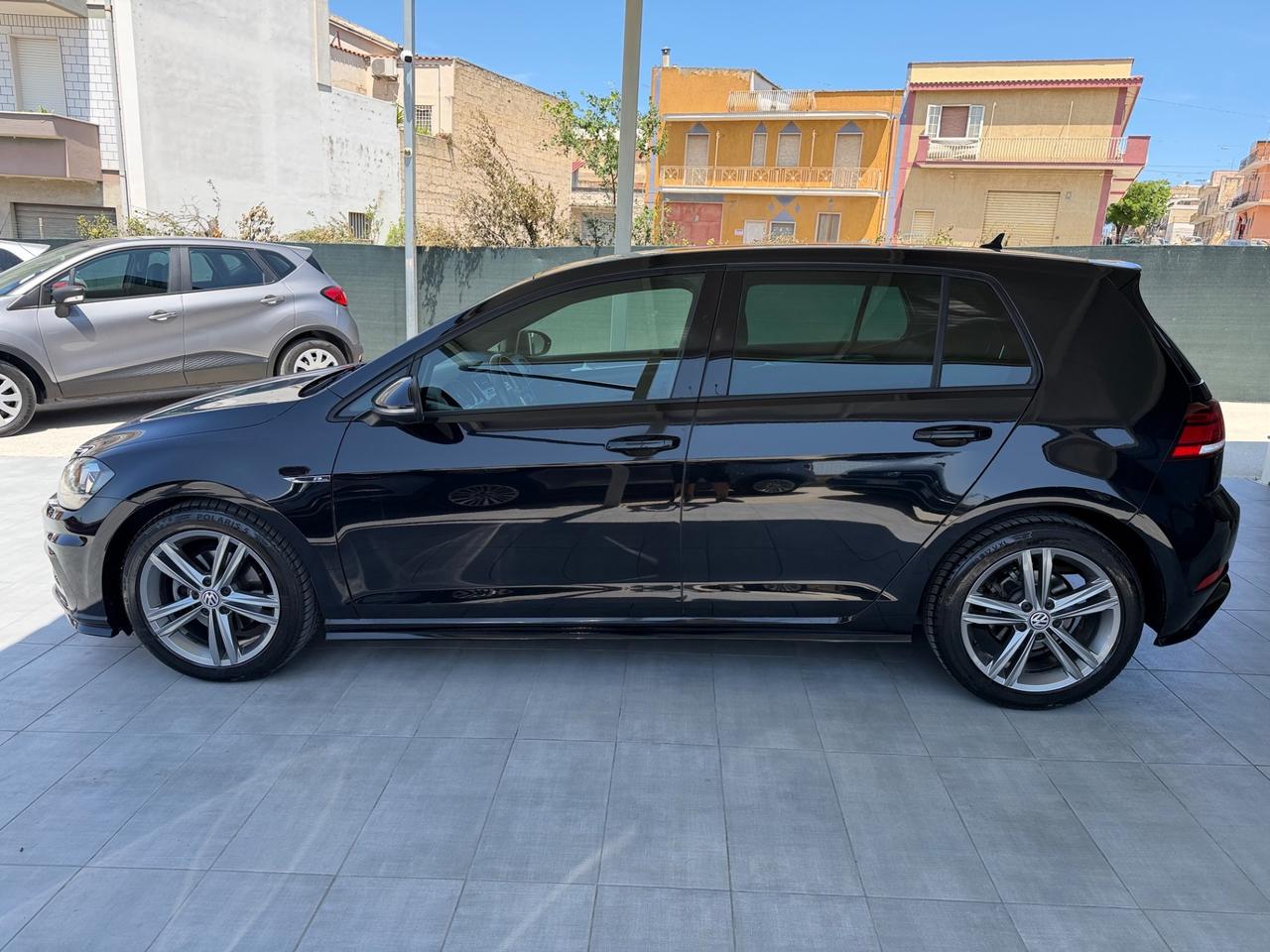 Volkswagen Golf 1.6 TDI 115 CV EXECUTIVE R-Line