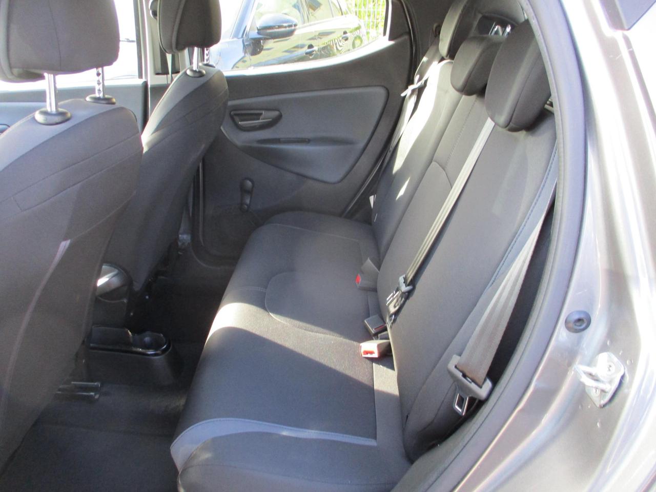 Lancia Ypsilon 5 Porte Ypsilon 1.2 Gold 69cv my16 OK NEOPAT./Bluetooth