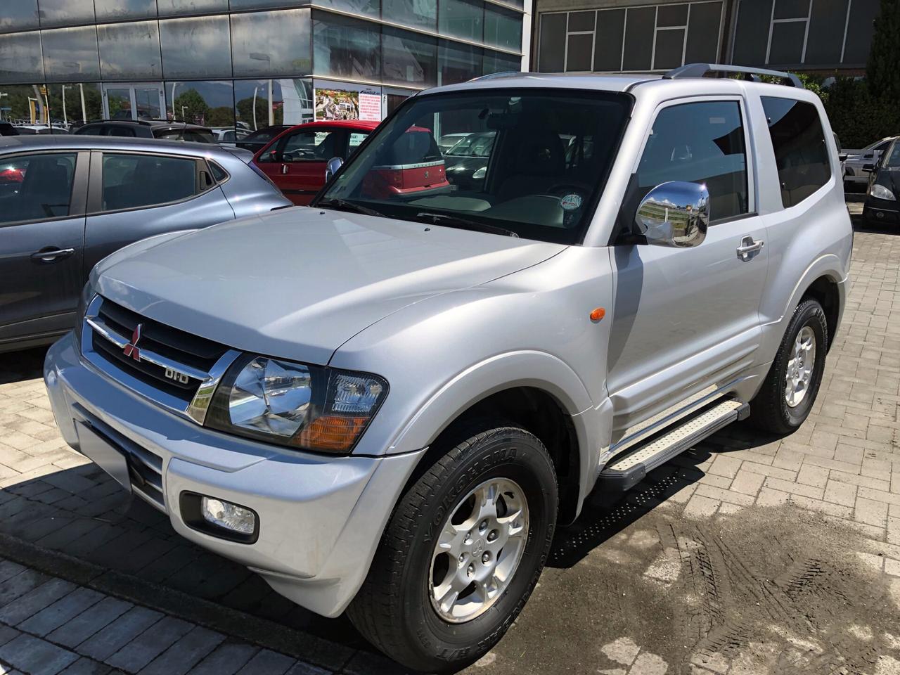 Mitsubishi Pajero 3.2 16V DI-D 3p. GLX