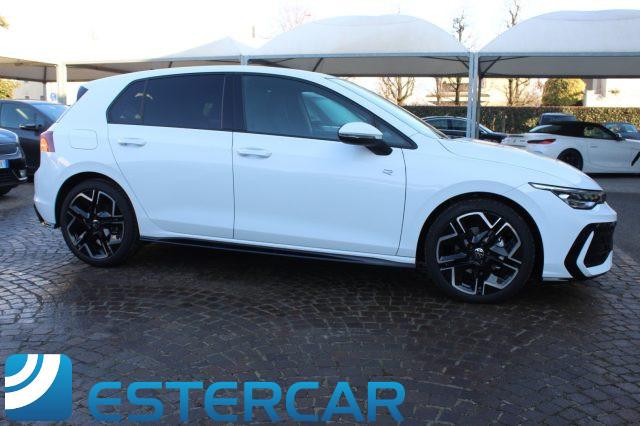 VOLKSWAGEN Golf 8.5 2.0 TDI 150CV DSG R-Line Plus TETTO LED PRONTA