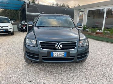 VOLKSWAGEN - Touareg - V6 TDI DPF tiptronic