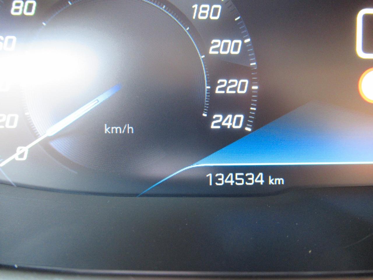 Peugeot 3008 BlueHDi 130 S&S EAT8 Business