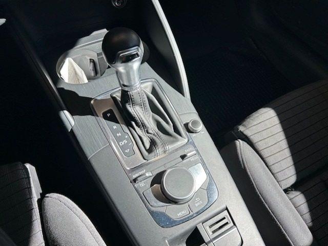 AUDI A3 SPB 35 TDI S tronic Sport