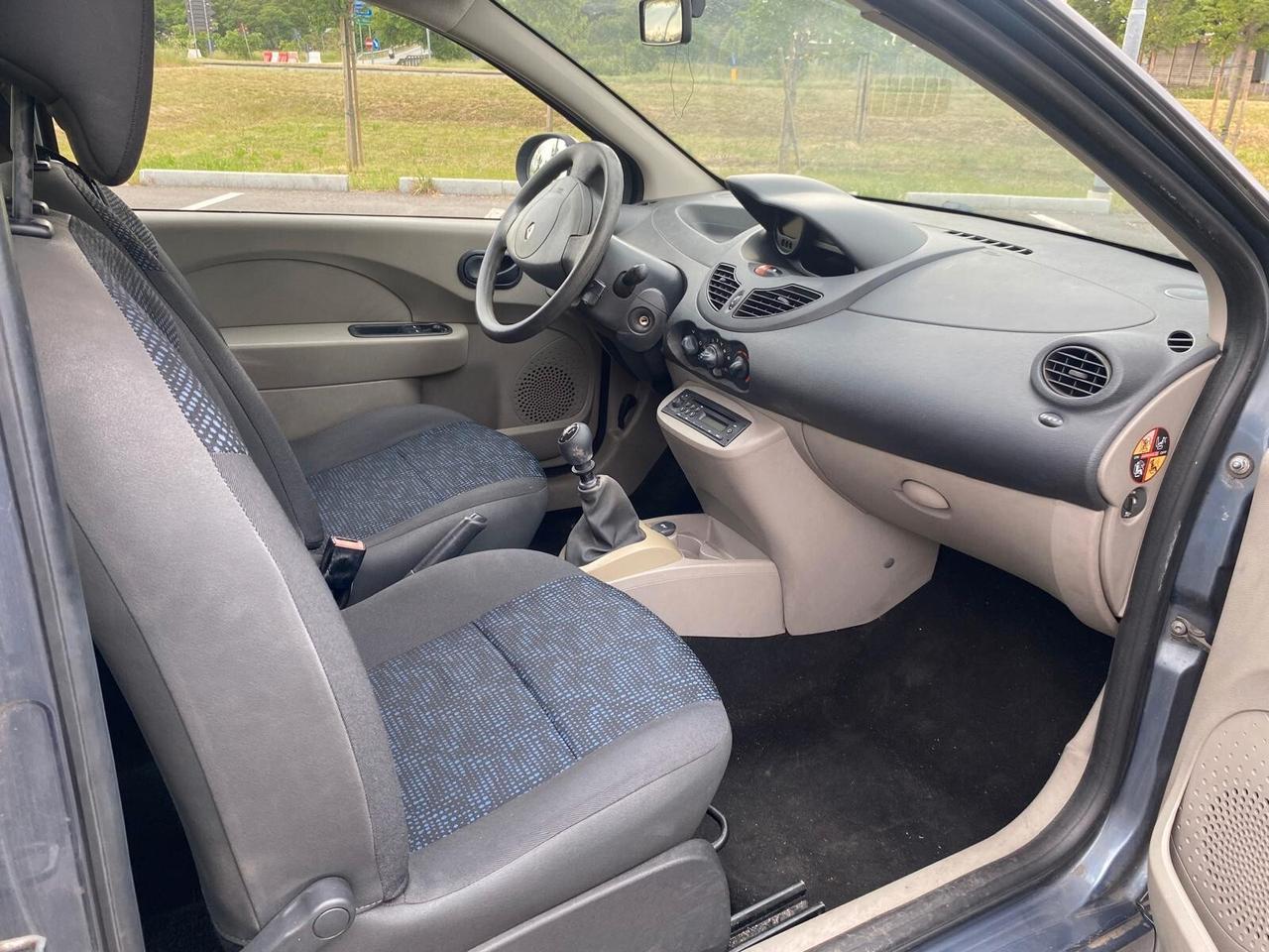 Renault Twingo 1.2 8V Dynamique