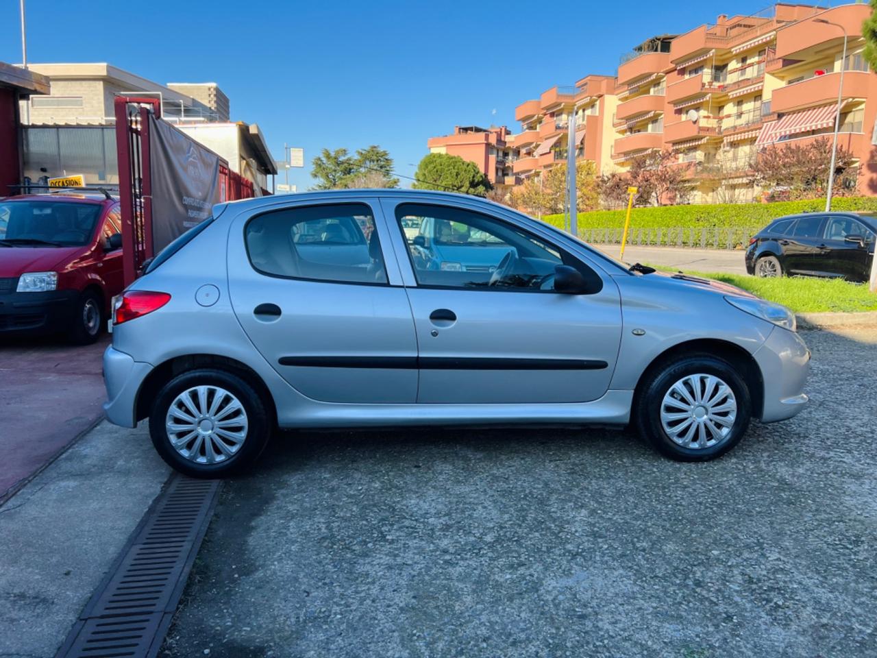 Peugeot 206 CON 12 MESI DI GARANZIA INCLUSI NEL PREZZO