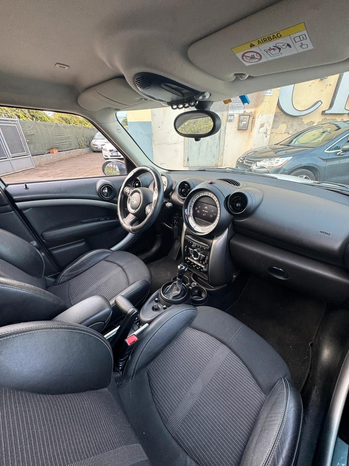 Mini Cooper D Countryman 2.0 Business Automatica