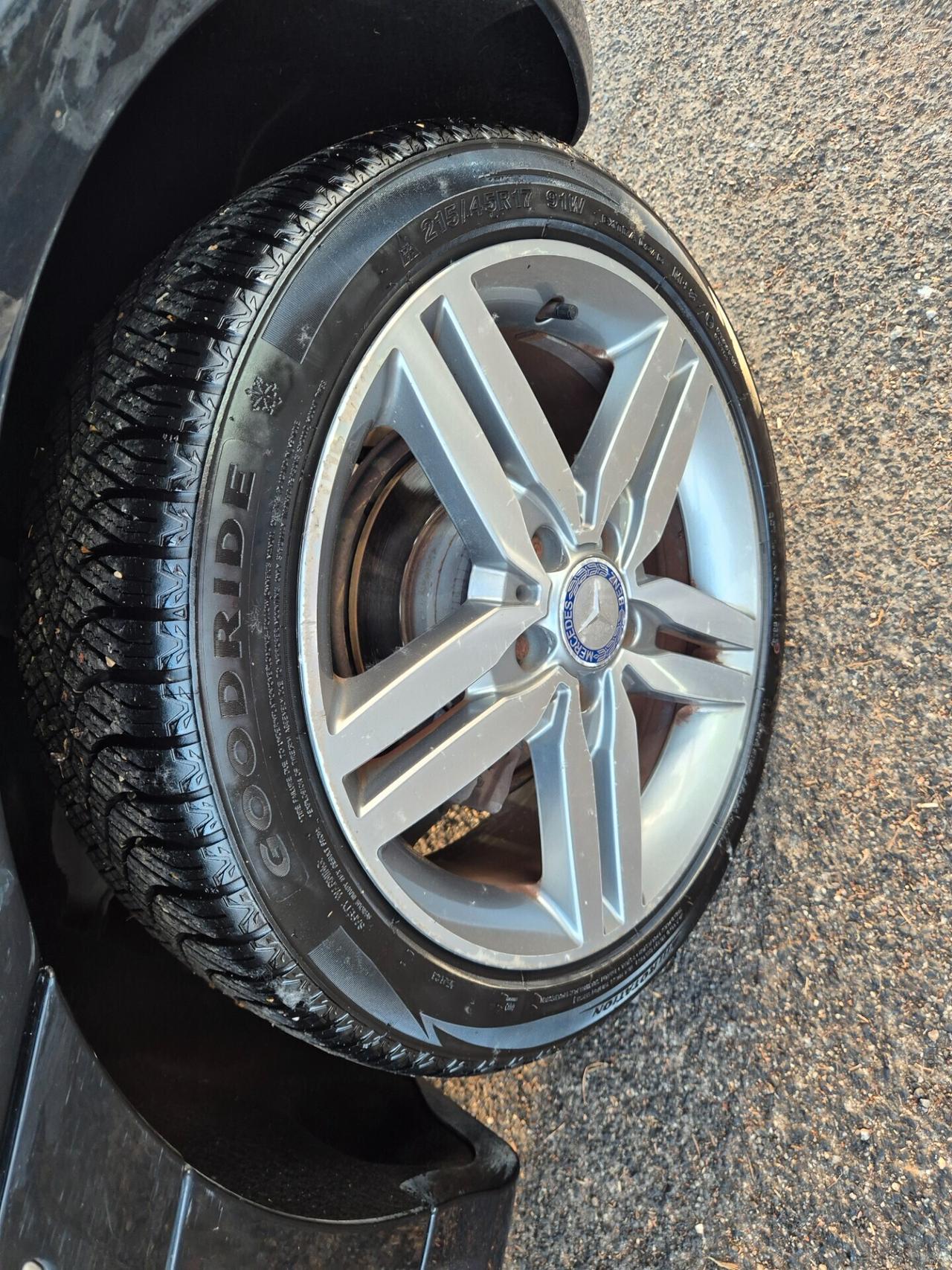 Mercedes-benz A 200 180 CDI Premium