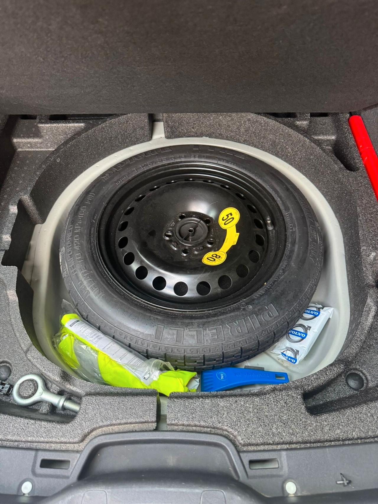 Volvo V50 D2 R-design